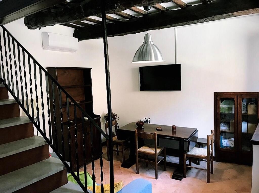 La Torre Di Morro Bed and Breakfast Καμερίνο Εξωτερικό φωτογραφία